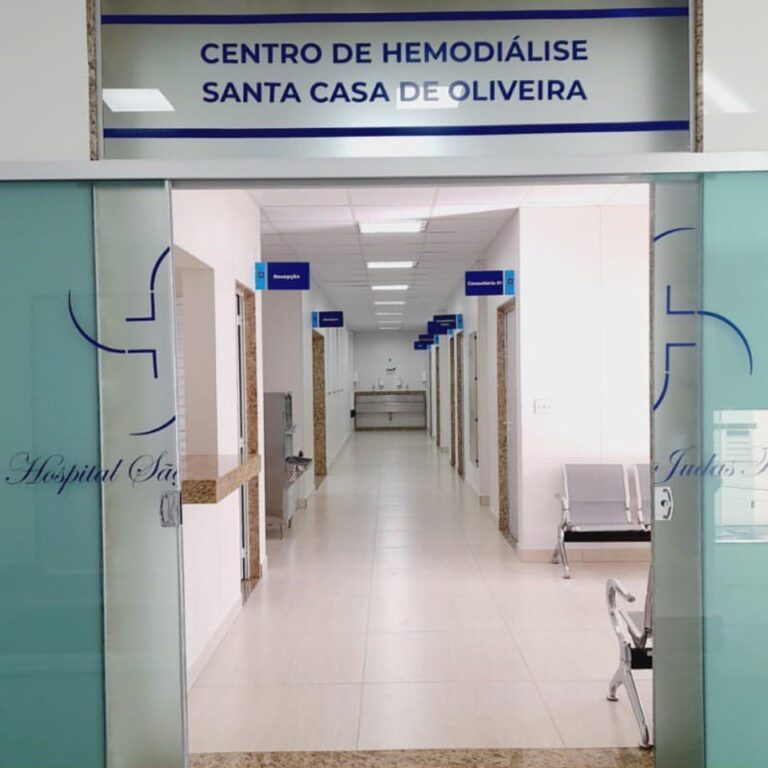 Deputado Lucas Lasmar comemora habilitação do Centro de Hemodiálise pelo SUS