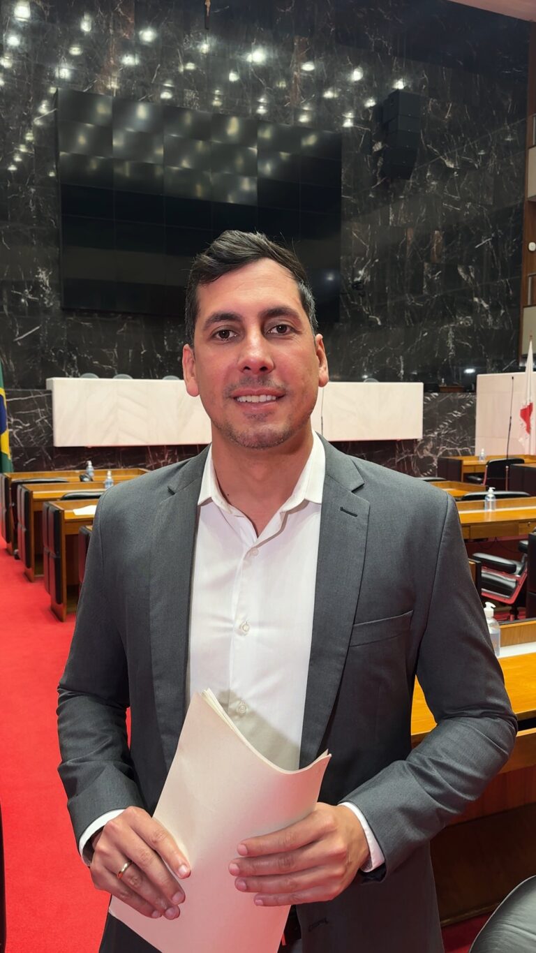 Deputado Lucas Lasmar moderniza rede hospitalar de Minas Gerais